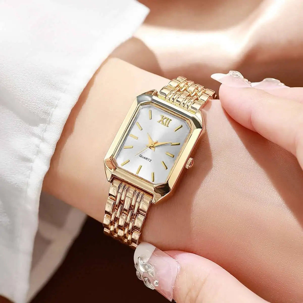 Fashion Rectangle Women Quartz Watch 