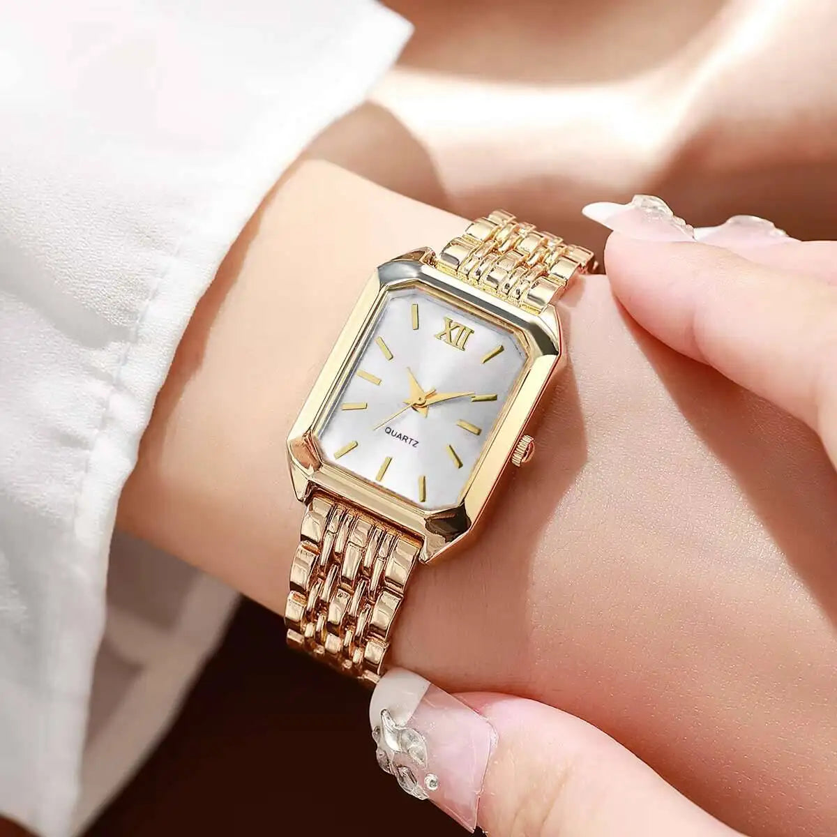 Fashion Rectangle Women Quartz Watch 